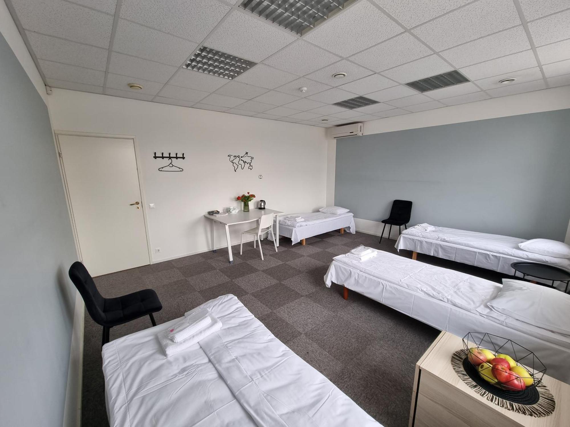 Room Near City Center Harbour Таллин Экстерьер фото