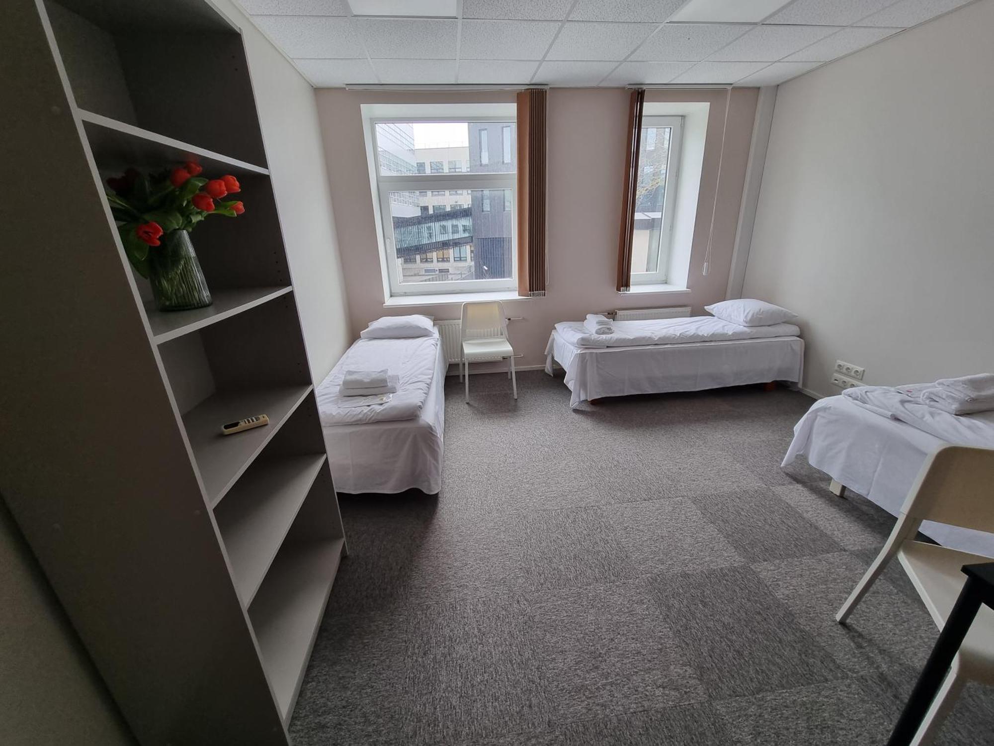 Room Near City Center Harbour Таллин Номер фото